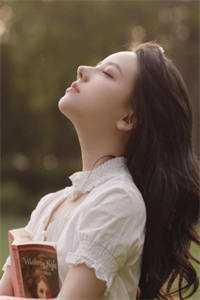 重逢:我与佳人共赏美景梁书媞程清玙